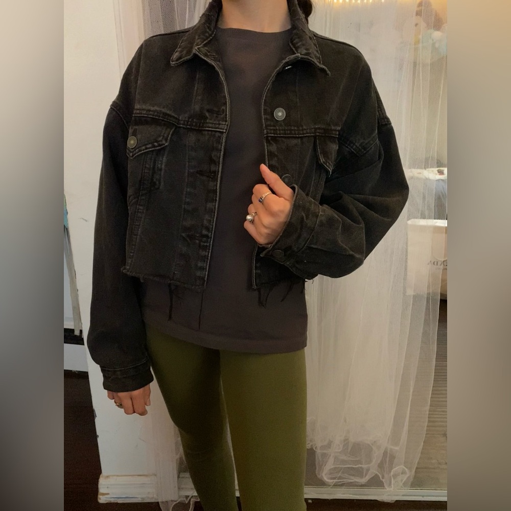 Black cropped jean jacket